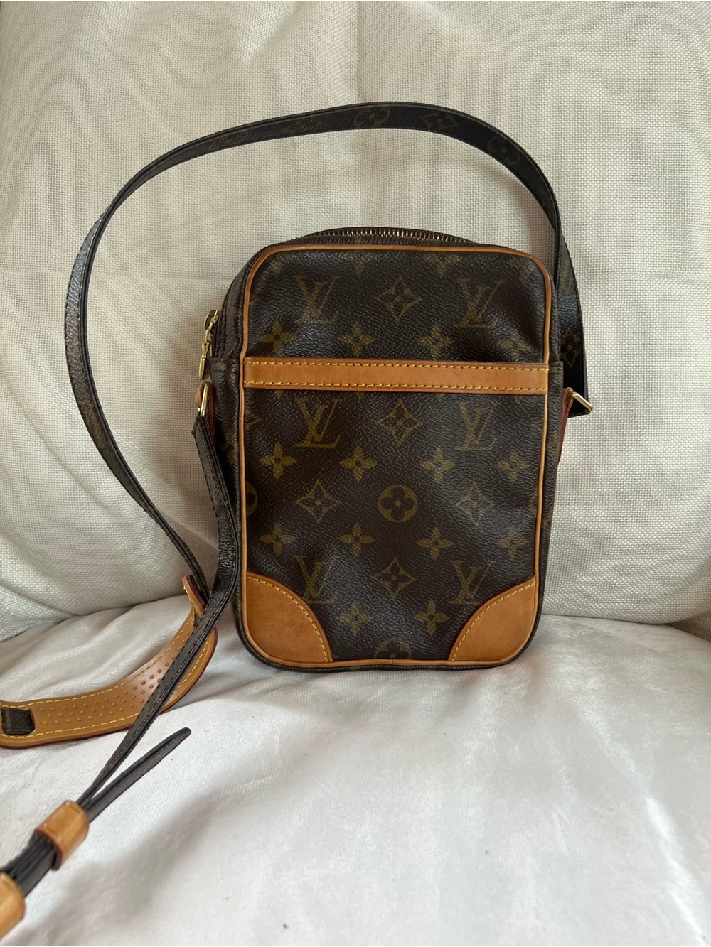 Authentic Louis Vuitton Danube Pm Crossbody